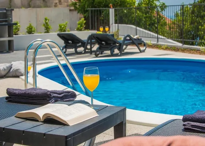 아파트 Family Nest 믈리니